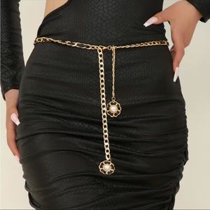 Cute Flower Inspired Chain Belt